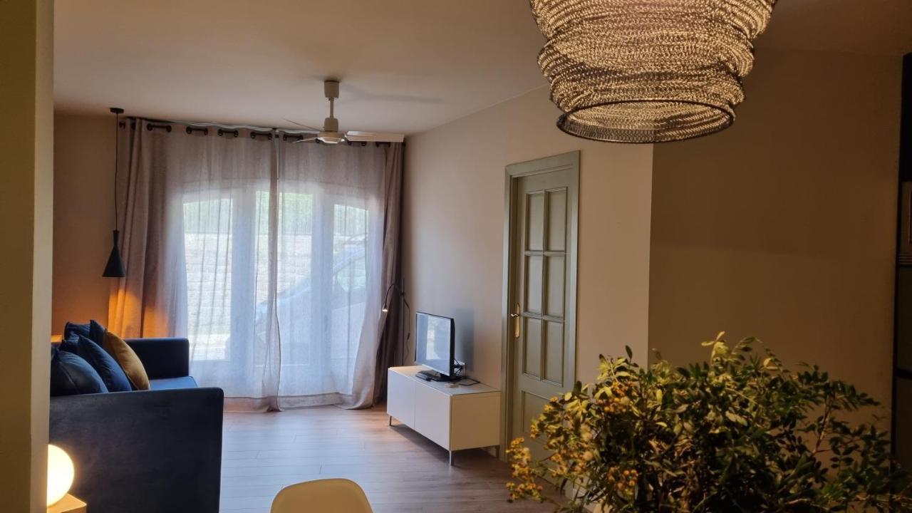 Tierra Boutique, Tierra Suites Y Tierra Valles Apartamentos Biescas  Zewnętrze zdjęcie